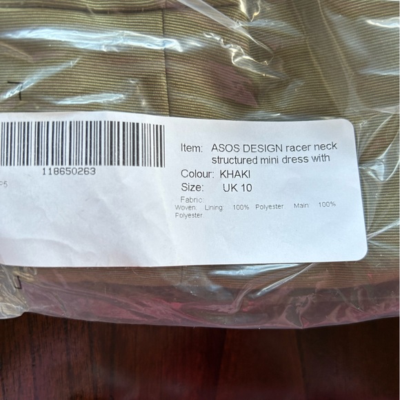 Racer Neck Structured Mini Dress with Seam Detail Size 6 - Picture 3 of 6